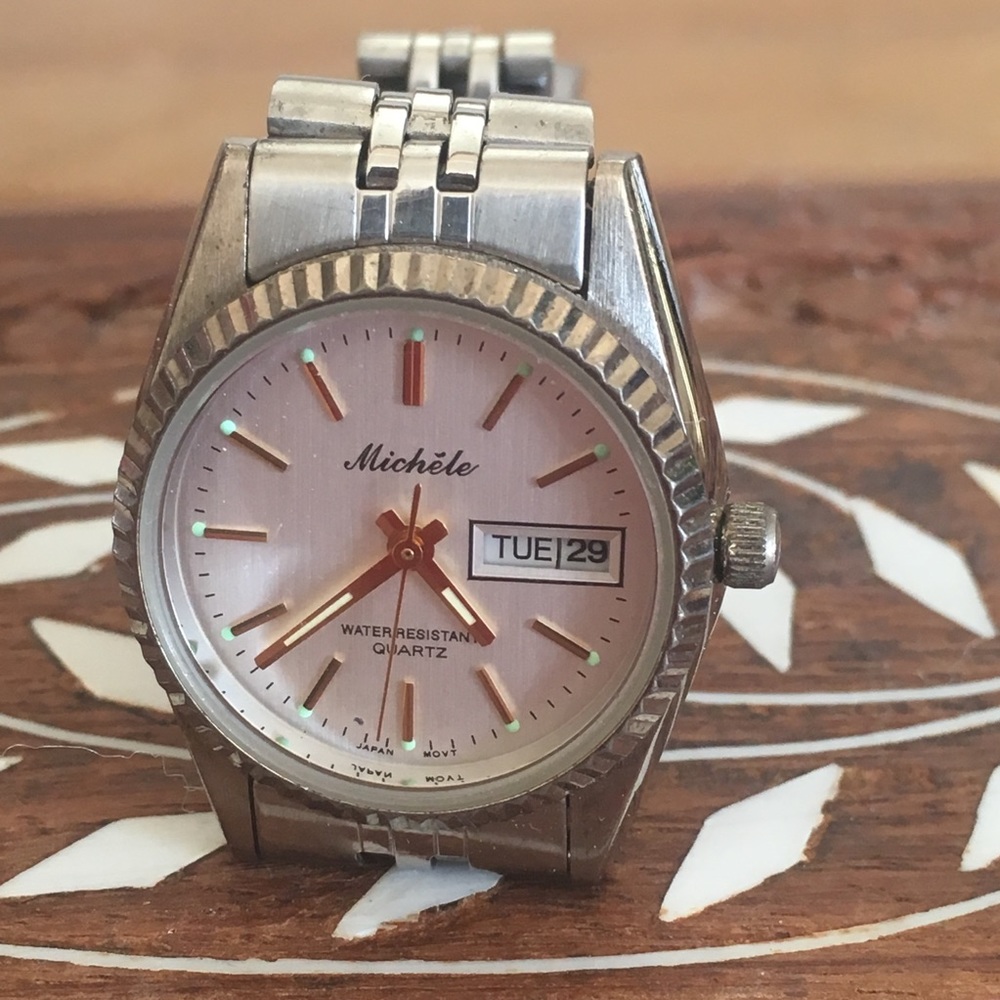 Watch - Picture 2 of 4